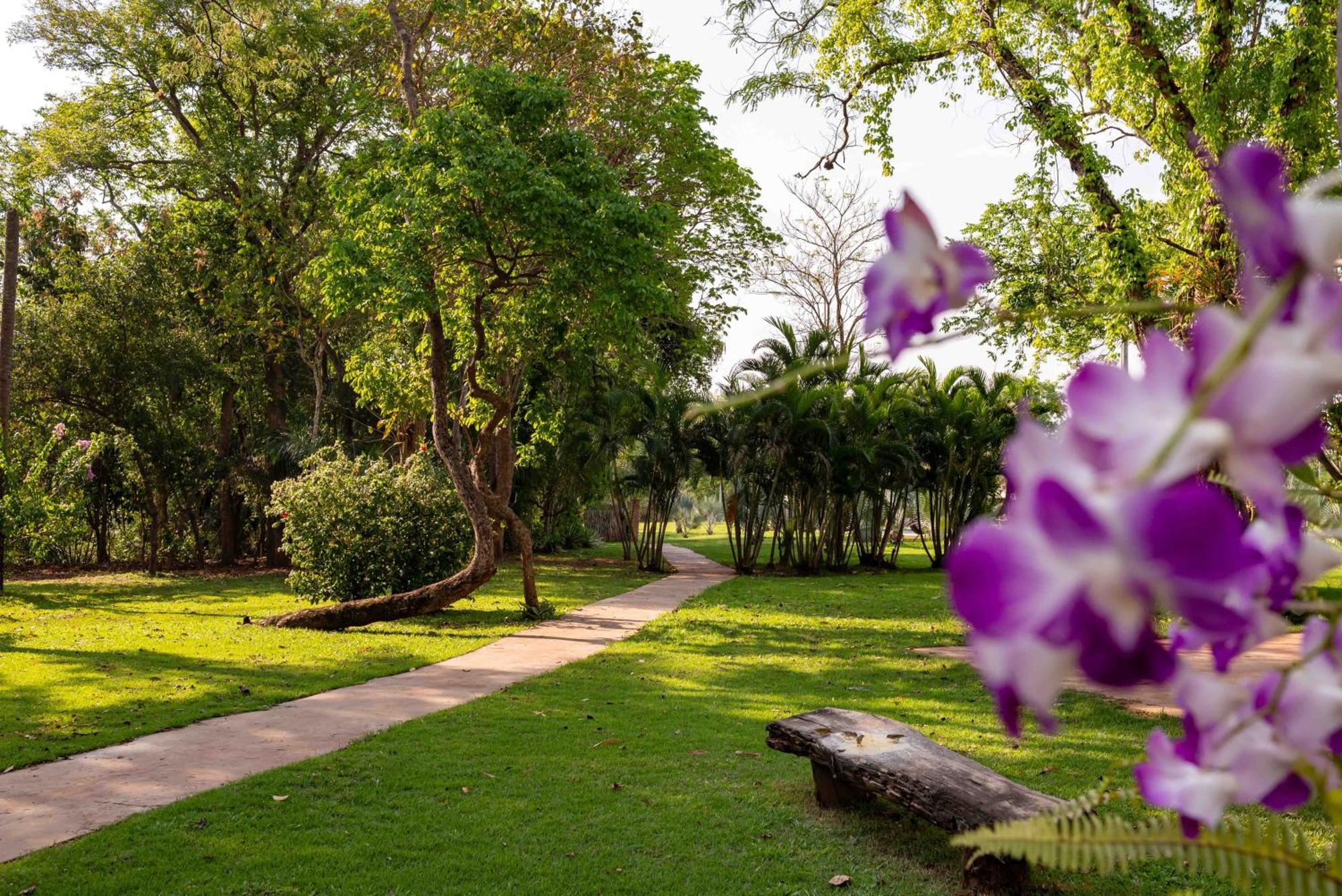 Spa Agua Milagrosa Cuiabá Exteriör bild