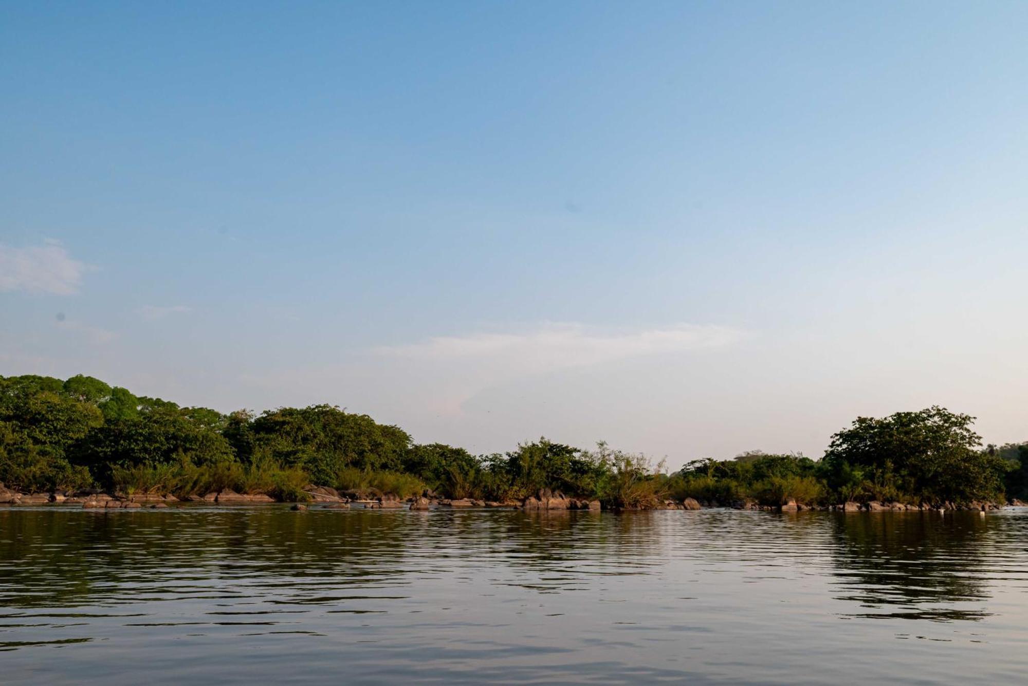 Spa Agua Milagrosa Cuiabá Exteriör bild